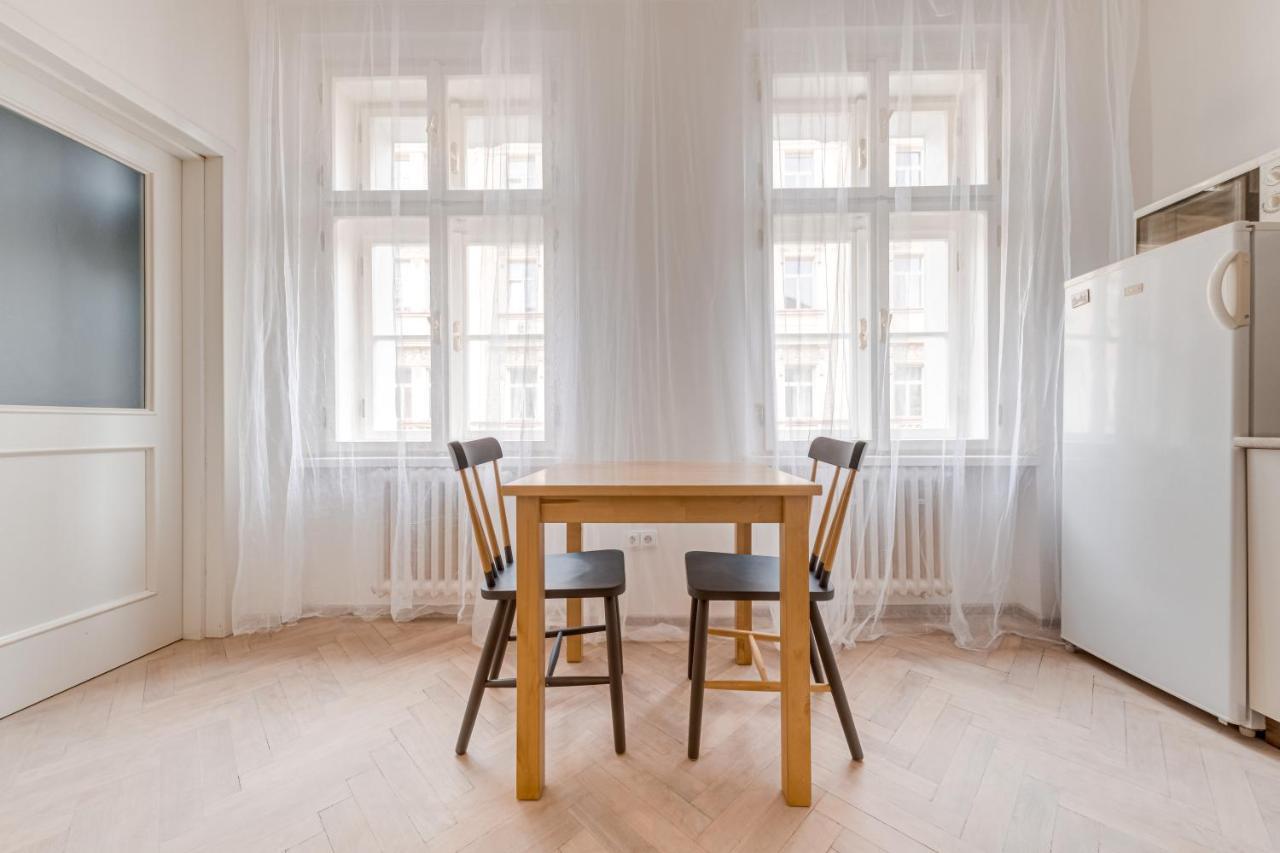 Vita Nejedleho Apartments Prague Ngoại thất bức ảnh